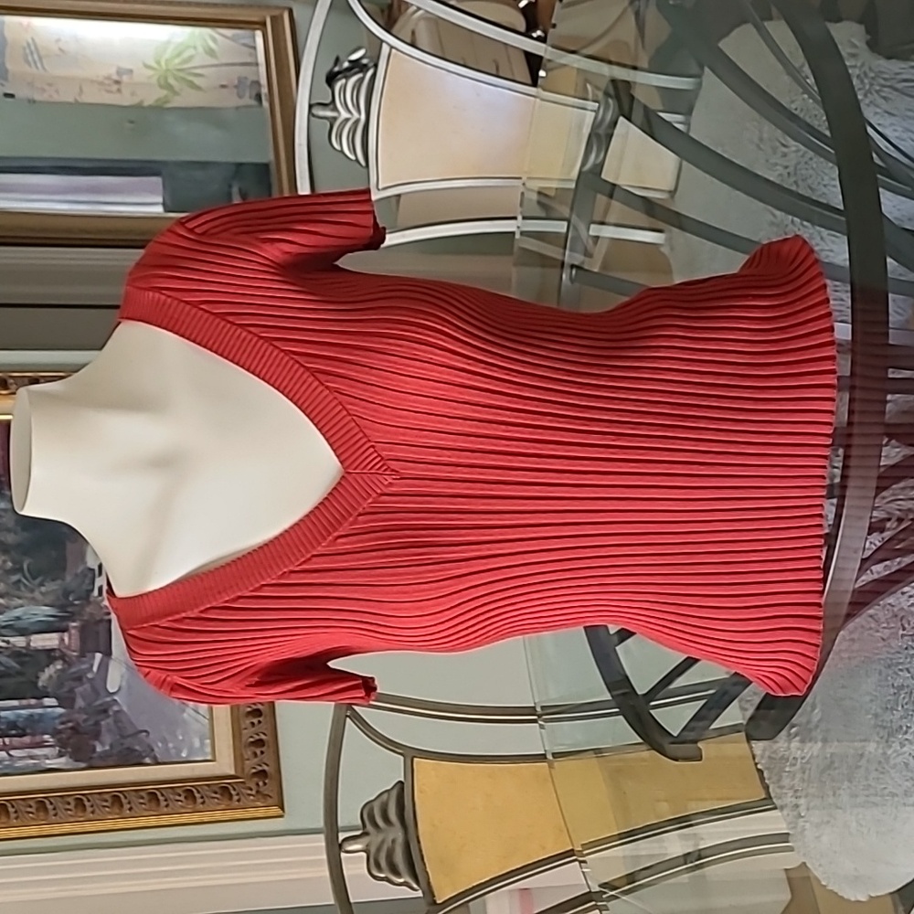 Ladie's Top ❤️
